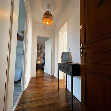 Grand F2 Proche Du Centre Ville. Châlons-en-Champagne Extérieur photo