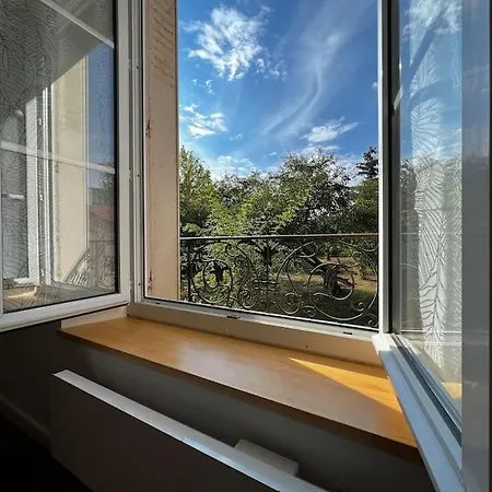 Grand F2 Proche Du Centre Ville. Châlons-en-Champagne Extérieur photo