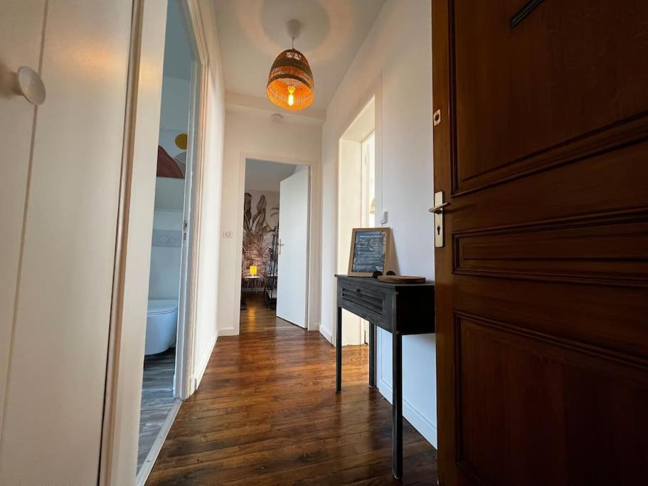 Grand F2 Proche Du Centre Ville. Appartement *