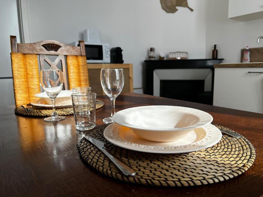 Appartement Grand F2 Proche Du Centre Ville.