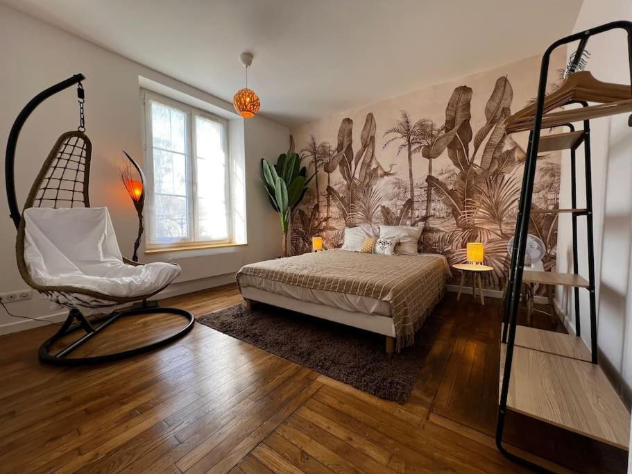 Appartement Grand F2 Proche Du Centre Ville. *